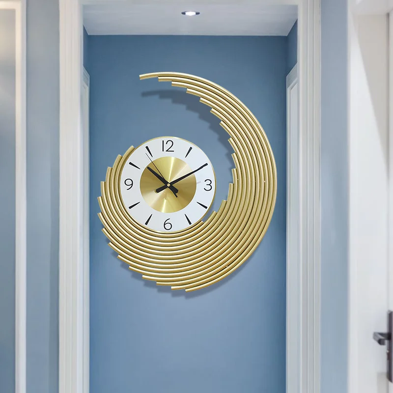 Orologio da Parete in Metallo  - Luxury Watch Europe recensione e prezzo