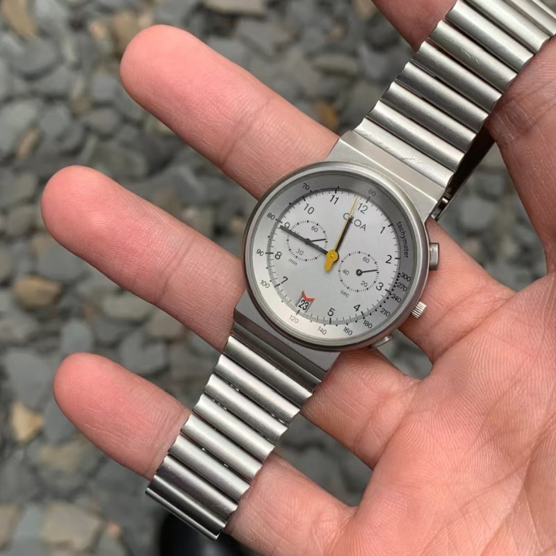 CILOA orologio rotondo in arge - Luxury Watch Trends 2025 recensione e prezzo