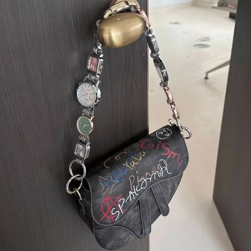 Borsa da sella di lusso di des - Luxury Watch Trends 2025 recensione e prezzo