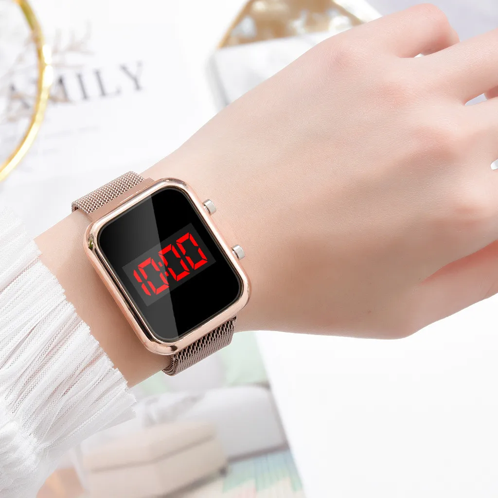 Orologi digitali a LED rettang - Luxury Watch Life recensione e prezzo