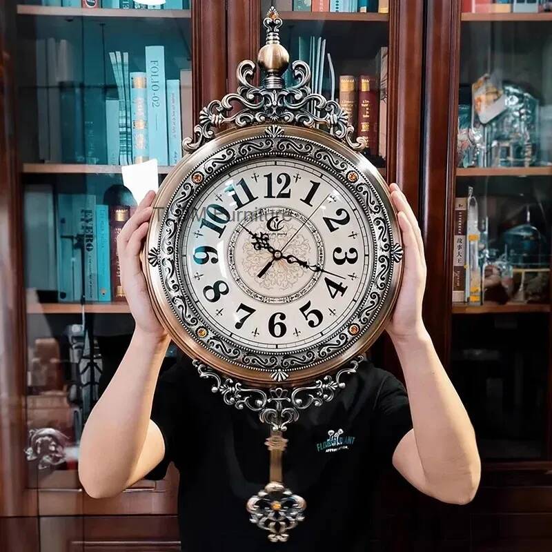 Orologi da parete murali artis - Luxury Watch Europe recensione e prezzo