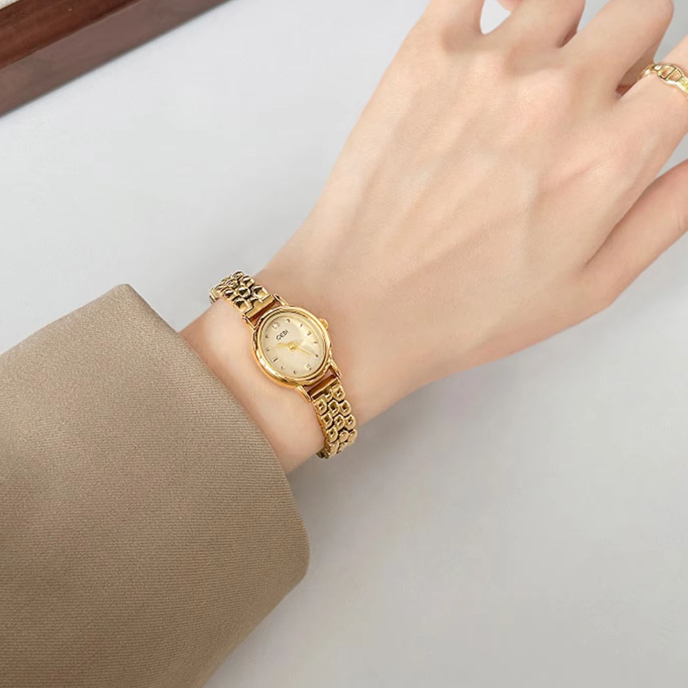 Orologio da Donna di Lusso Ori - Luxury Watch Sale recensione e prezzo