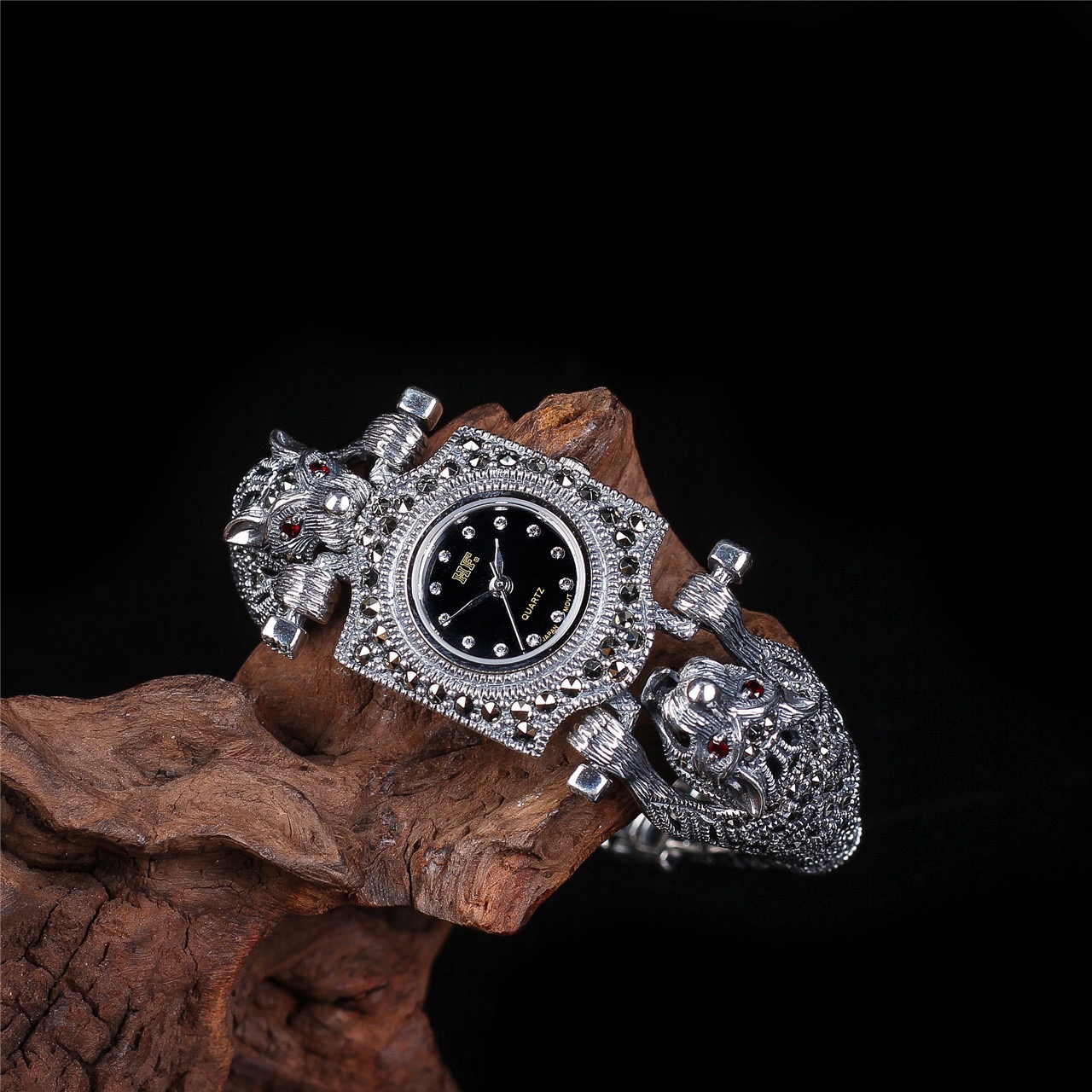 Orologi da Polso di Lusso in A - Luxury Watch Thailand recensione e prezzo